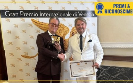 Ernst Knam vince il Leone d'oro di Venezia