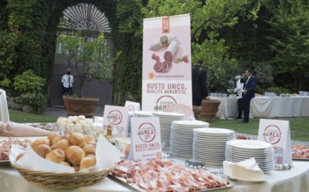 A Palazzo Farnese si celebrano La Mortadella Bologna IGP e i Salamini Italiani alla Cacciatora DOP