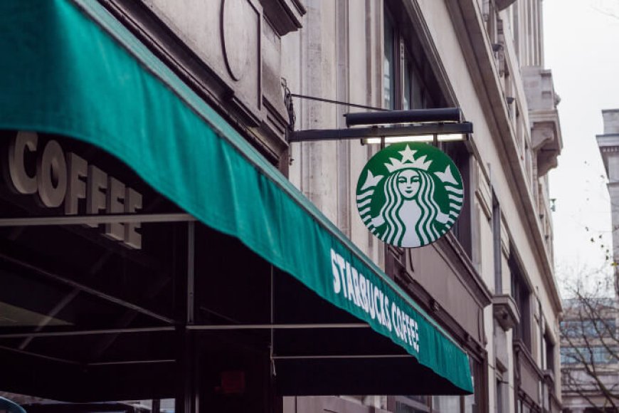 Starbucks chiuderà 150 caffetterie