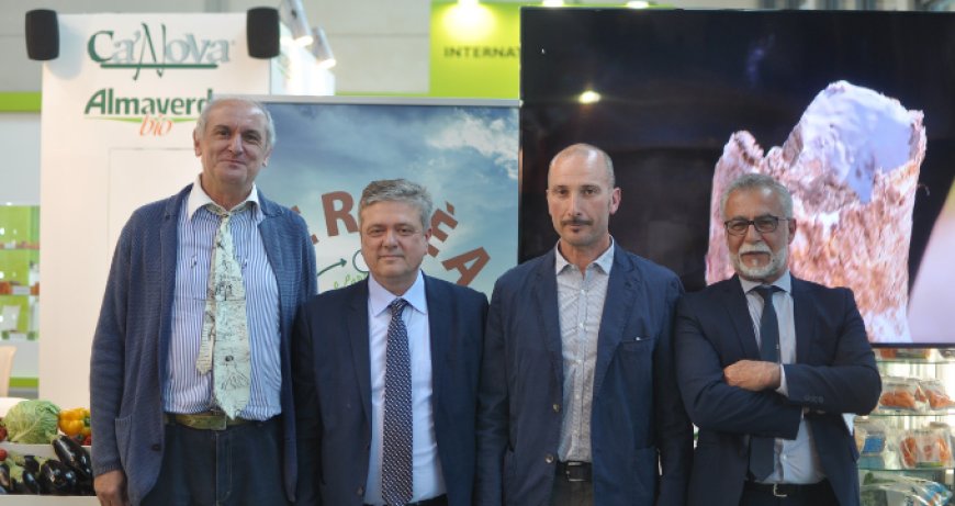 Verdèa: Canova di Gruppo Apofruit promuove l'agricoltura biodinamica con il progetto
