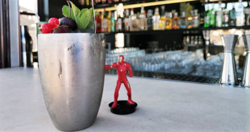 Iron Man-Go Punch: il cocktail di Nicholas Pinna ispirato agli Avengers