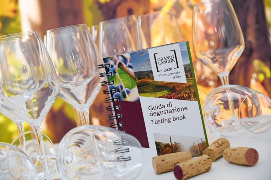 Oltre duemila professionisti del mondo del vino da 34 paesi per Grandi Langhe 2020