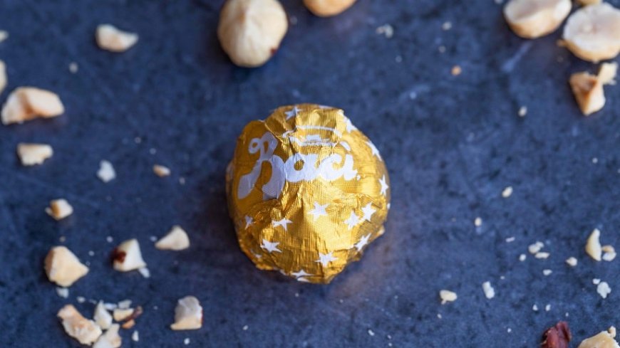 Baci Perugina Gold: la limited edition si tinge d'oro e caramello