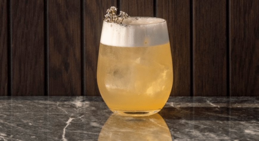 Cocktail vista lago: a EALA i sapori del Garda in un drink