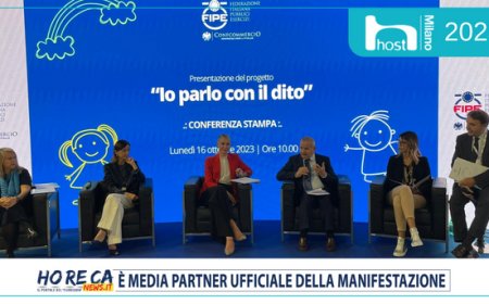 Fipe presenta a Host  "Io parlo con il dito”, il progetto dedicato alle persone con disturbi del linguaggio
