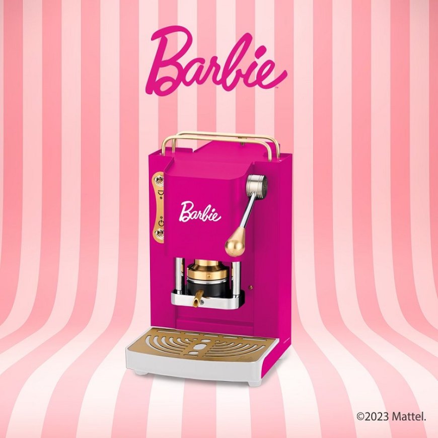 Faber Coffee Machines presenta la limited edition con Barbie - Notizie dal  mondo Horeca e del Foodservice