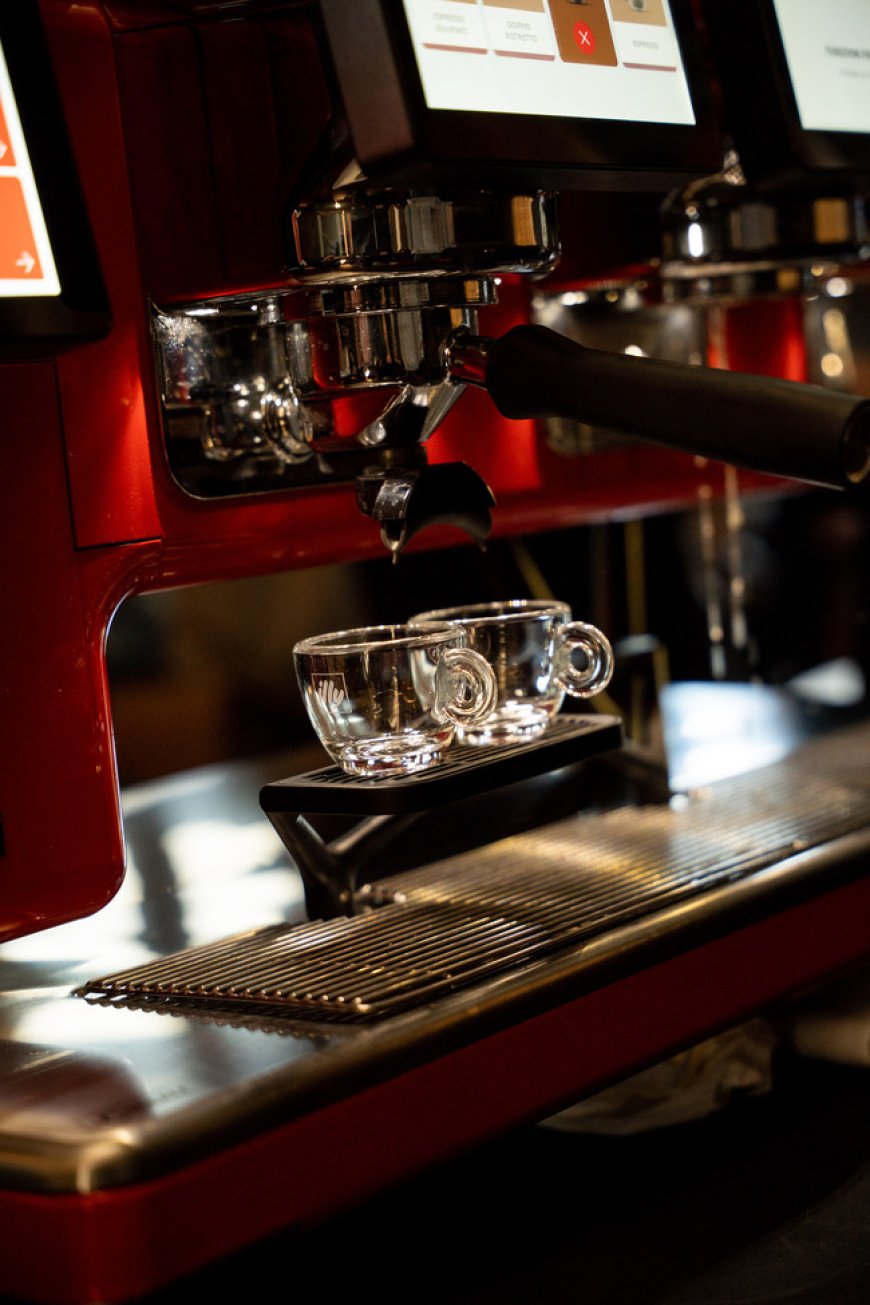 Con Illetta illy reinventa l'esperienza del caffè al bar