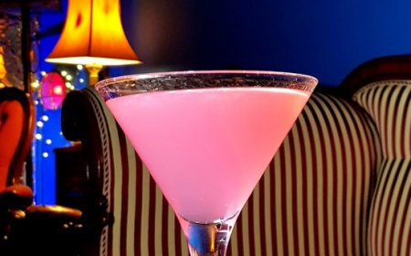 Mixology trend: addio vintage cocktail, tornano i disco drink. Tre consigli, tre aneddoti e una ricetta