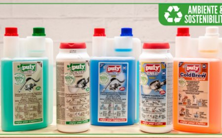 Con le nuove confezioni R-Pet continua l'impegno di pulyCAFF per la sostenibilità