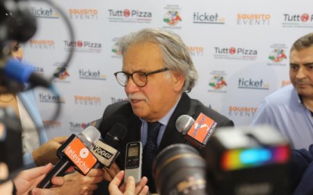 Addio a Sergio Miccù, presidente e fondatore dell'Associazione Pizzaiuoli Napoletani