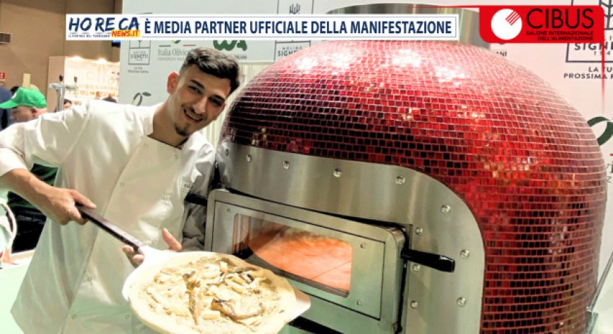 La pizza ''Carciuffulella'' di Enrico Arena conquista il pubblico di Cibus