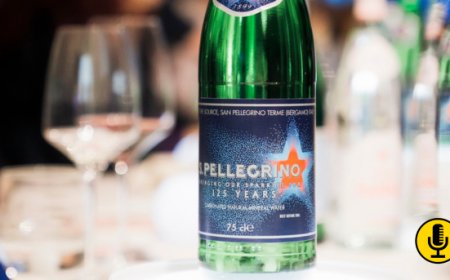 S.Pellegrino celebra i 125 anni con una special edition per la ristorazione