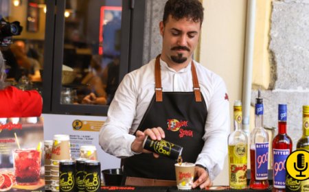 Salerno Letteratura, a L’Antica pizzeria da Michele la "stregata" pausa del Festival