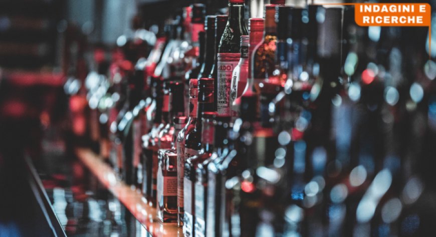 Alcolici in ripresa: prospettive per il 2025 secondo l'IWSR