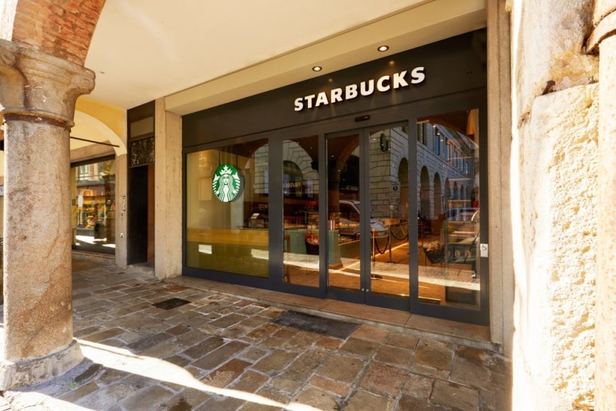 Starbucks® inaugura a Padova il terzo store veneto