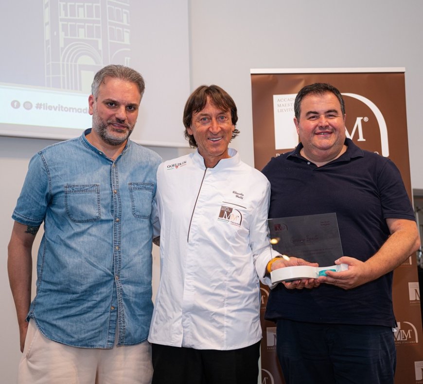 L'Accademia dei Maestri del Lievito Madre e del Panettone Italiano premia i grandi chef stellati