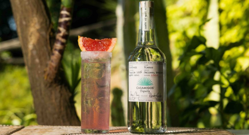 Casamigos festeggia il Tequila Day con la freschezza del suo Casa Paloma