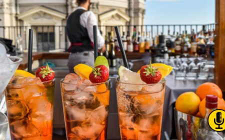 Aperitivo con vista sulla Terrazza ‘La Grande Bellezza’ di Eitch Borromini a Roma