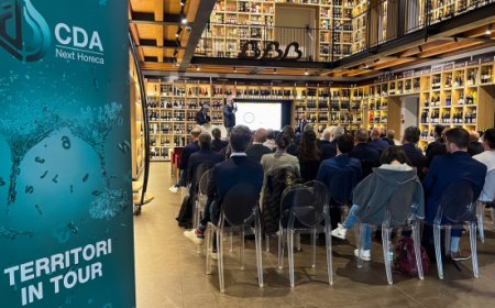 L’impatto del turismo a Napoli, il settore Horeca si organizza