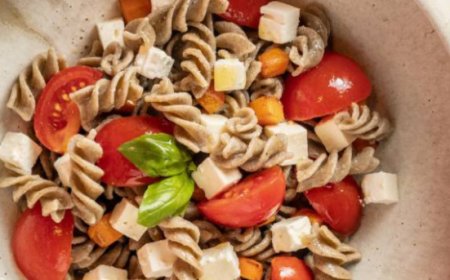 A Milano la prima Sagra degli Insetti