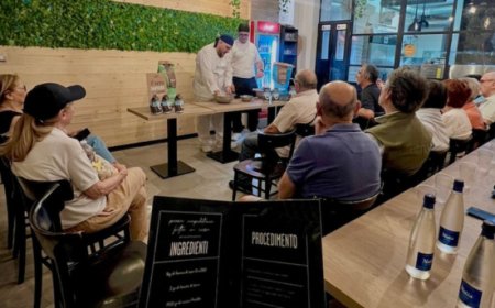 Insegnare l’arte di fare la pizza ai turisti: l’idea dei giovani pizzaioli casertani di Zerottantuno Bella Napoli