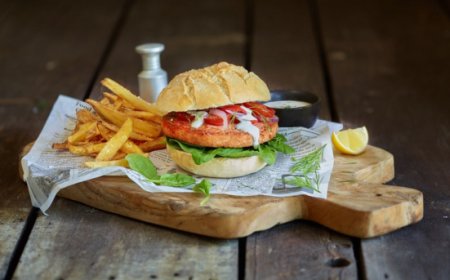 Mowi sponsor ufficiale di Burger Battle Italia 2025