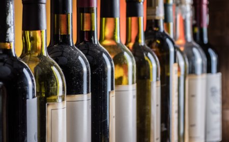 Vino: il dossier del Corriere Vinicolo rivela l'incertezza nel settore