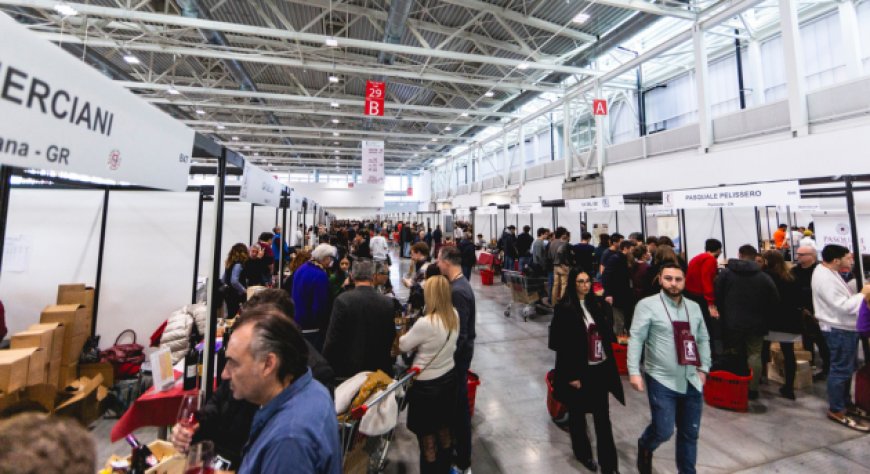 Mercato dei Vini FIVI 2024: successo a BolognaFiere con 28.000 visitatori e oltre 8.000 vini