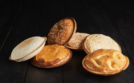 Space Bun Fight: la competizione per il panino del futuro