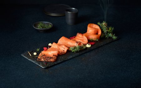 Valorizzare il salmone affumicato a Natale: i consigli di Mowi e APCI