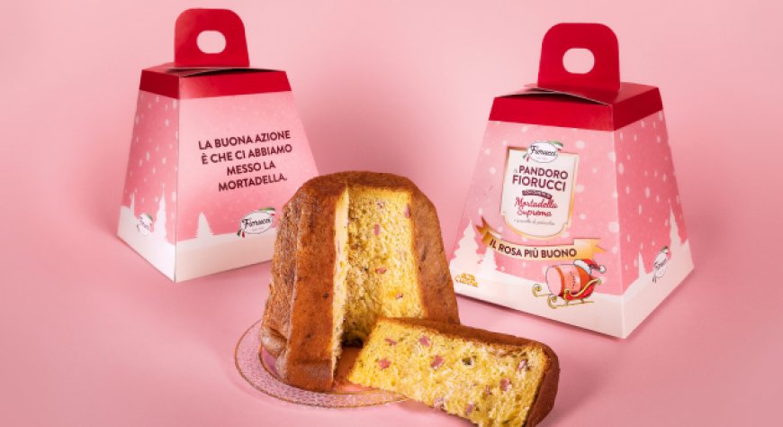 Il pandoro rosa di Al.ta Cucina e Fiorucci stupisce con ironia e gusto