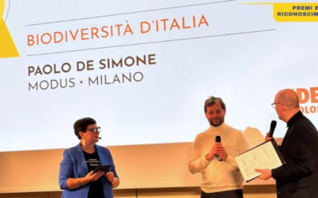 Paolo De Simone conquista il premio “Biodiversità d’Italia” de Le Guide “Pizza&Cocktail” 2025 di Identità Golose