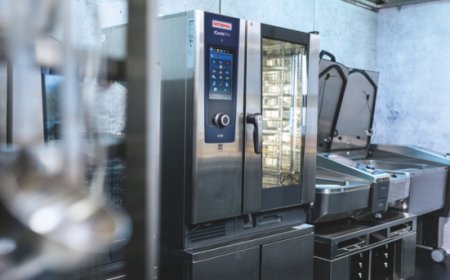 Tendenze dell'ospitalità 2025: il futuro della ristorazione secondo Rational