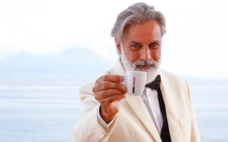 Kimbo celebra Napoli e il suo caffè con un nuovo spot d'autore