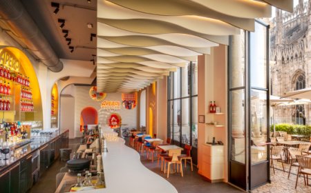 Nuovo look per Terrazza Aperol: tradizione veneta e design milanese si incontrano in Piazza Duomo