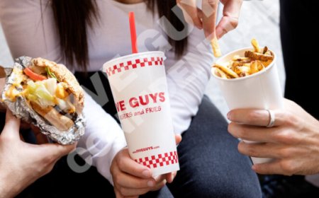 Five Guys sbarca a Venezia: nuova apertura nella stazione di Santa Lucia