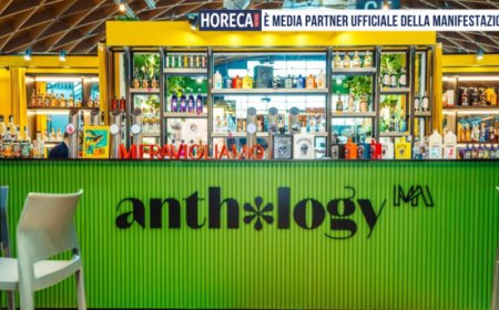 Due stand tematici per Anthology by Mavolo al Roma Bar Show: circo moderno e Mexican Village