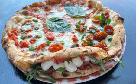 Pizza "Conte sono 4": Errico Porzio celebra il quarto scudetto del Napoli