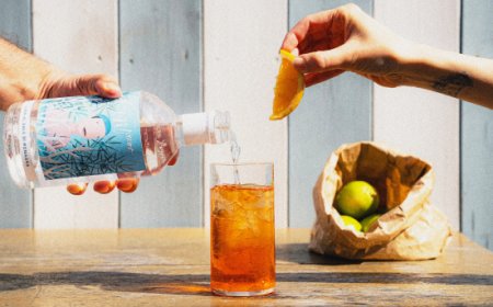 Nasce a Cesenatico il cocktail Bellavita: quando l'aperitivo racconta il territorio