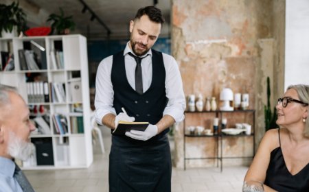 Ecco la top 10 dei mestieri più ricercati per Horeca e Retail