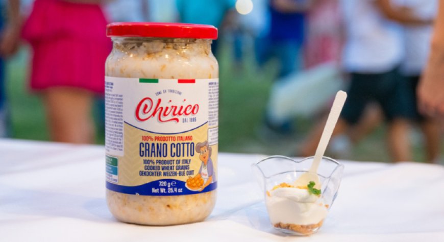 Pastiera in bicchiere: il dolce napoletano che conquista l'estate