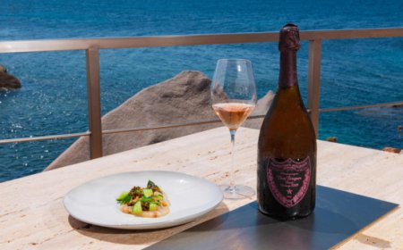 Moët Hennessy Italia e Phi Beach rinnovano la collaborazione per l’estate 2025