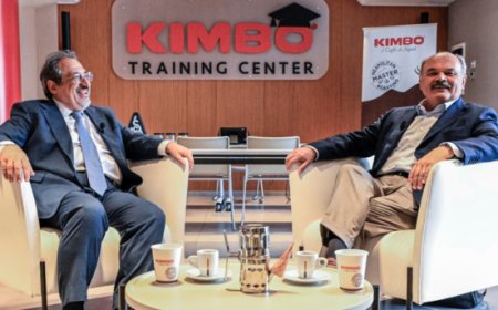 Oscar Farinetti incontra Kimbo: ''Un caffè espresso vale almeno 2,50 euro''