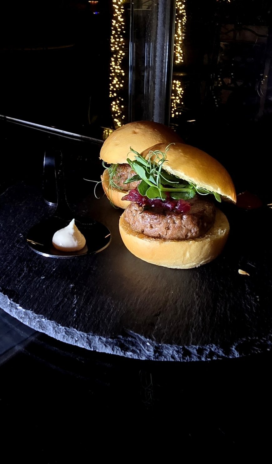 Indaco Riccione: da lavanderia a cocktail restaurant bar d’autore