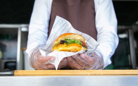 Street food e ristorazione: oltre 1 locale su 3 non conforme per i controlli dei NAS