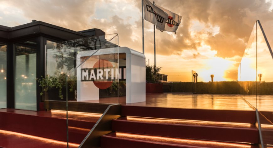 Terrazza MARTINI® apre al pubblico durante la Milano Fashion Week