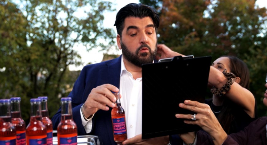 L'aperitivo Contrattino debutta in TV: spot con lo chef Cannavacciuolo