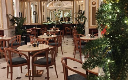 Gran Caffè Gambrinus: concluso il restauro delle sale storiche in via Chiaia