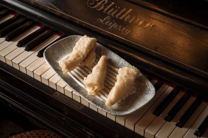 Roma, l'Osteria degli Avvocati riapre a Prati: il baccalà diventa protagonista