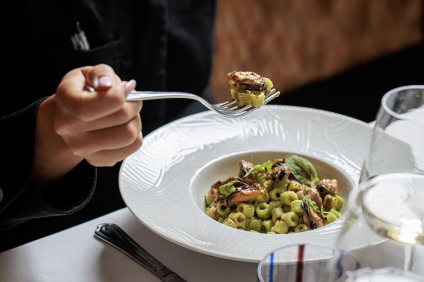 Due sorelle, una cucina: Da'Mare cambia volto con Benedetta e Carlotta Bruni